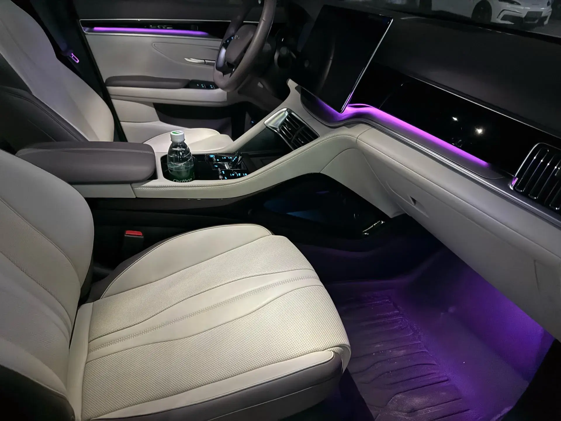 2025 BYD SONG thumbnail 2