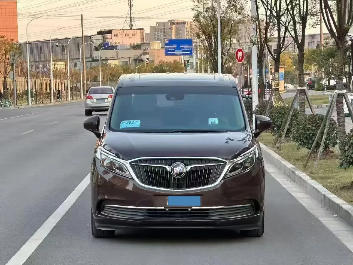 2018 Buick GL8 2.0T 260HP L4 6AT,autocango,china used car exporter,china ev exporter,chinese used car exporter,chinese used ev exporter