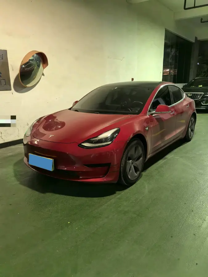 2019 Tesla Model 3 BEV 52KWH