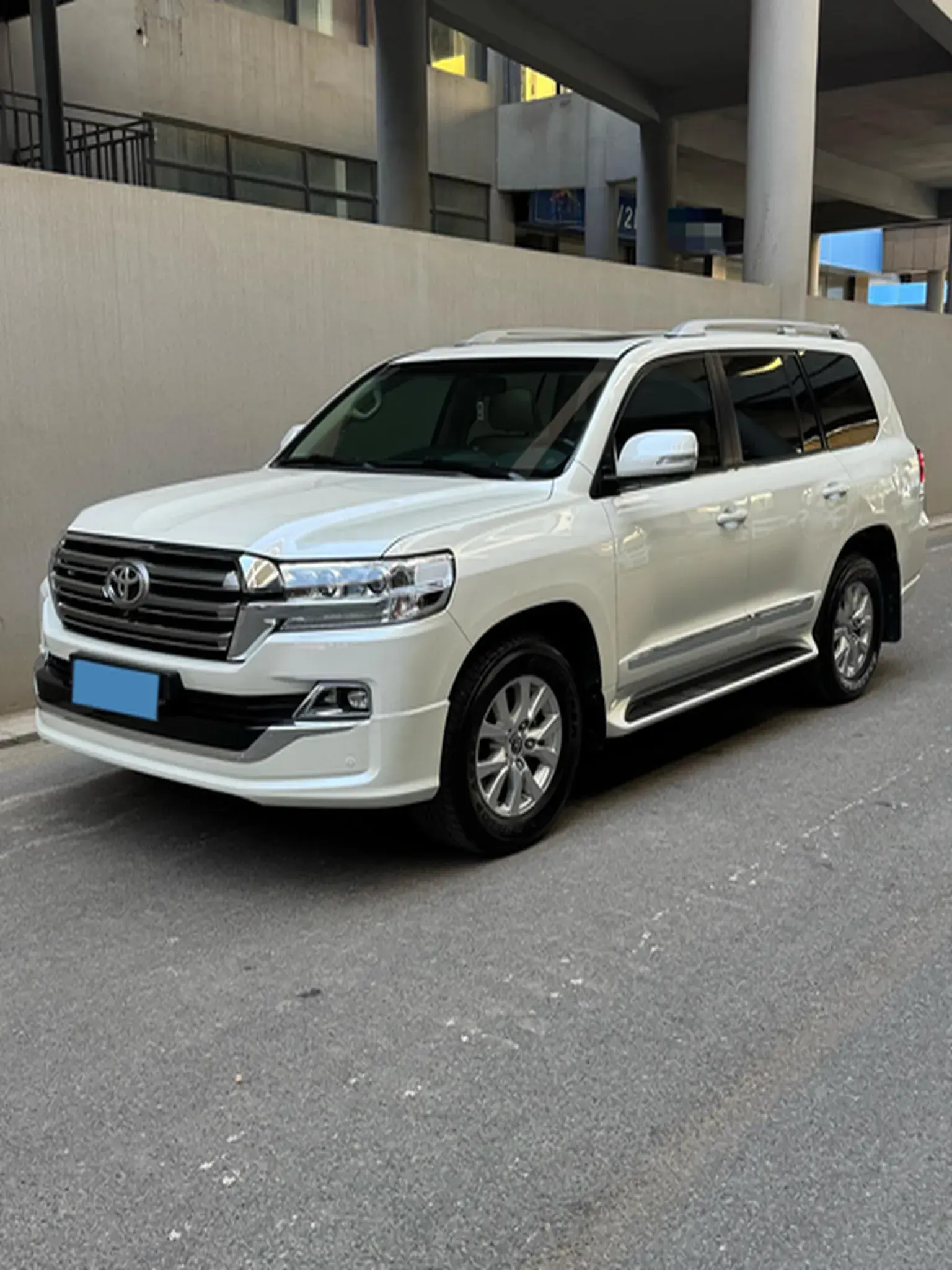 2019 CHEVROLET TRAX view 1