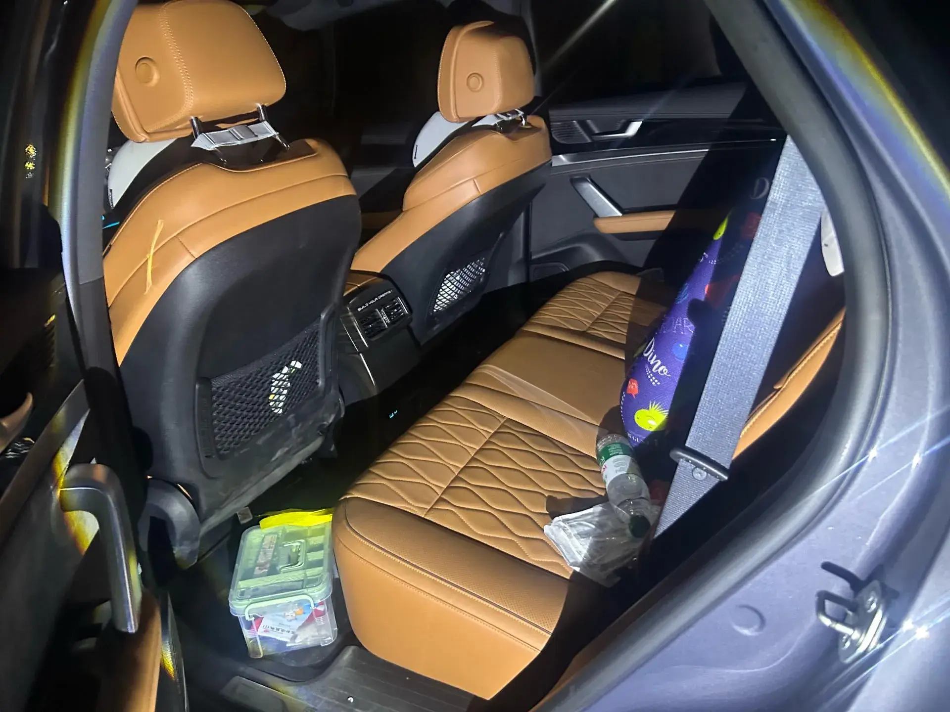 2023 BYD TANG thumbnail 4