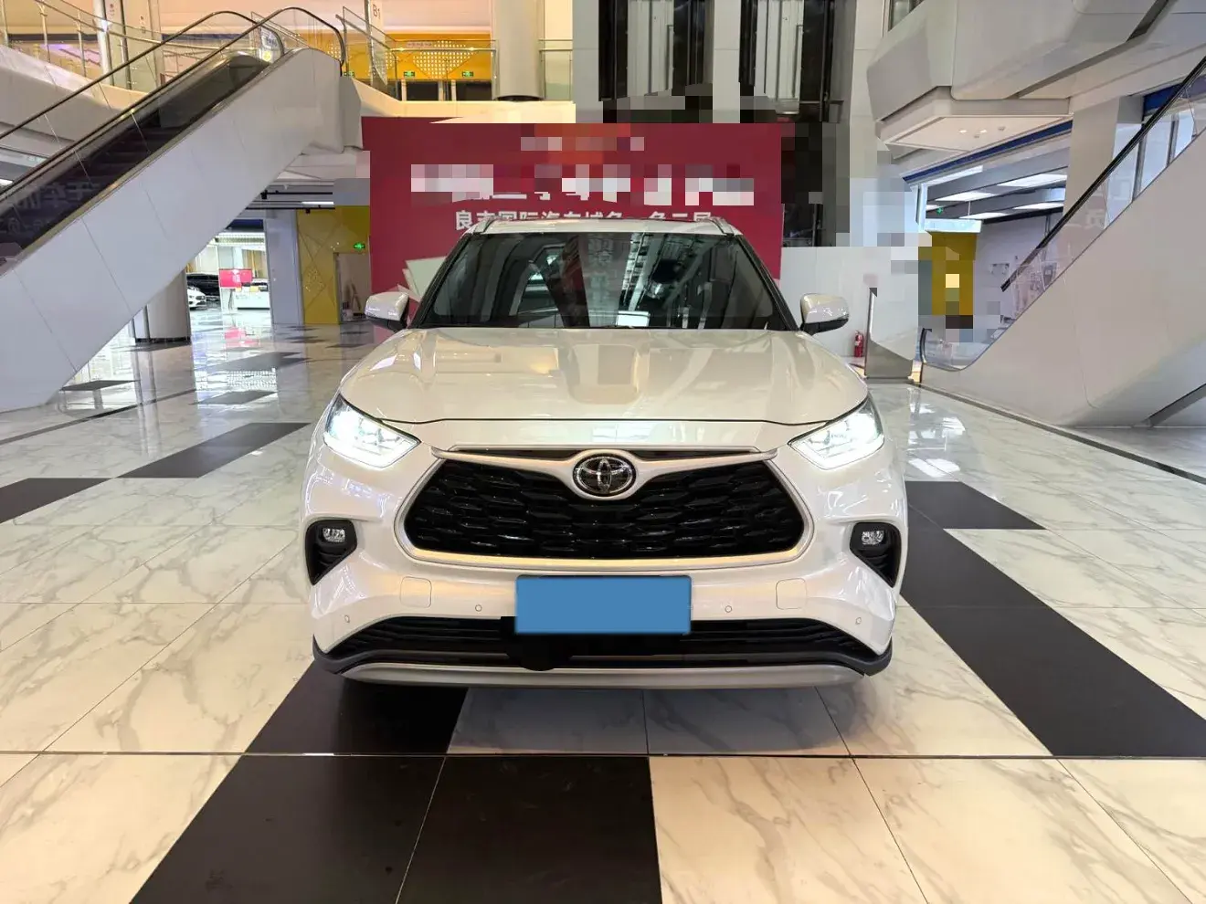 2022 TOYOTA HIGHLANDER thumbnail 2