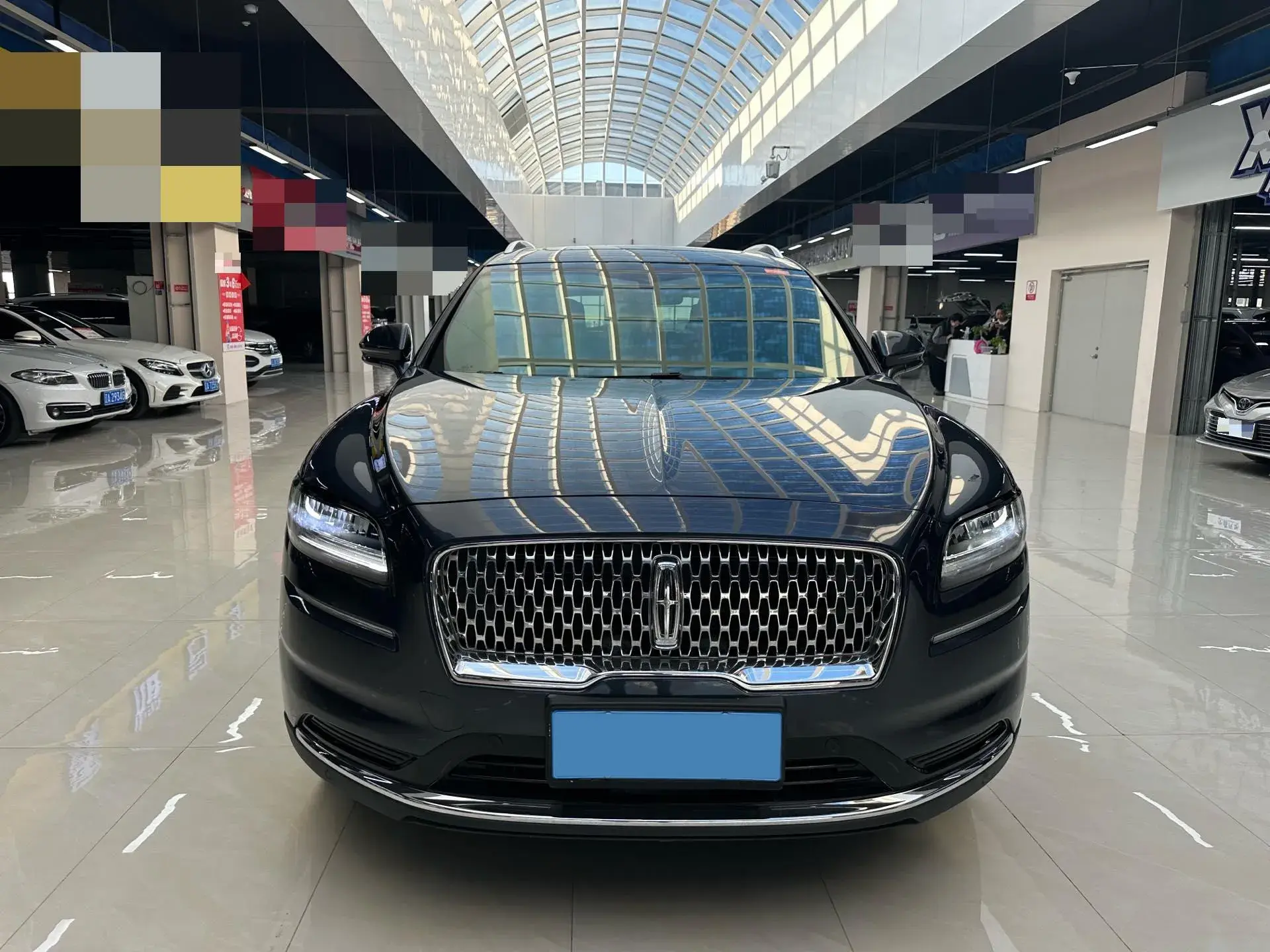 2021 LINCOLN NAUTILUS thumbnail 2