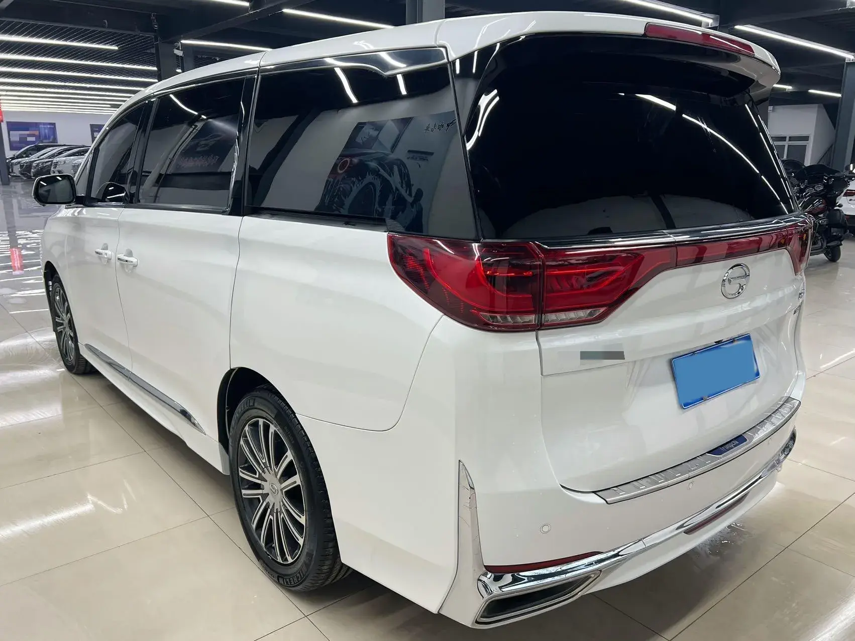 2021 GAC TRUMPCHI thumbnail 3