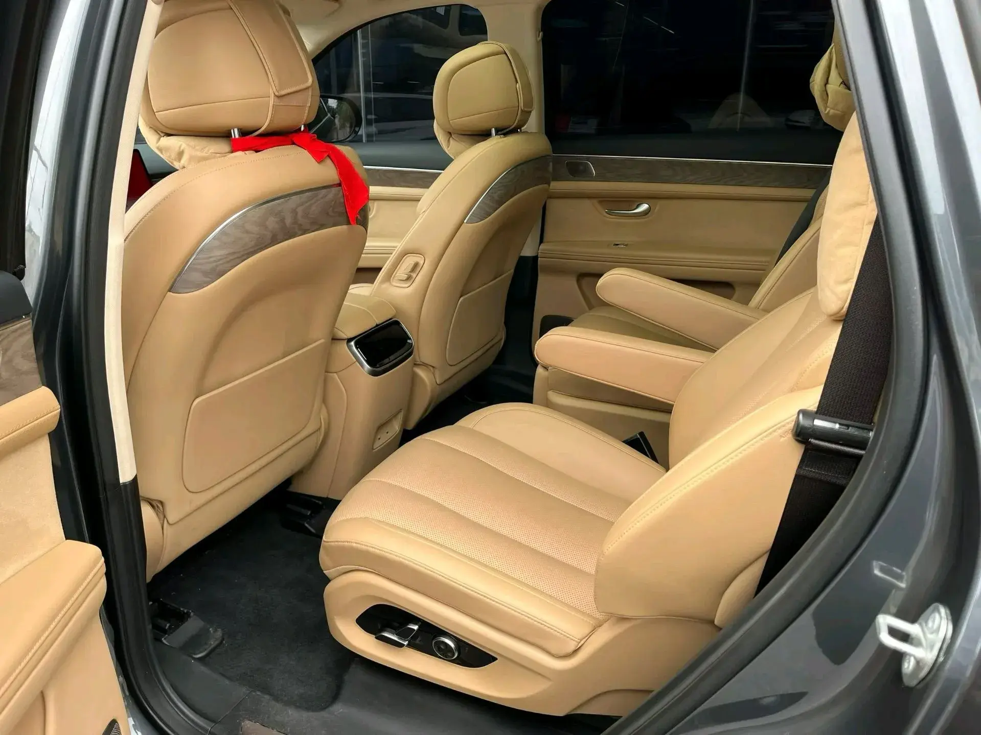 2022 AITO AITO thumbnail 3