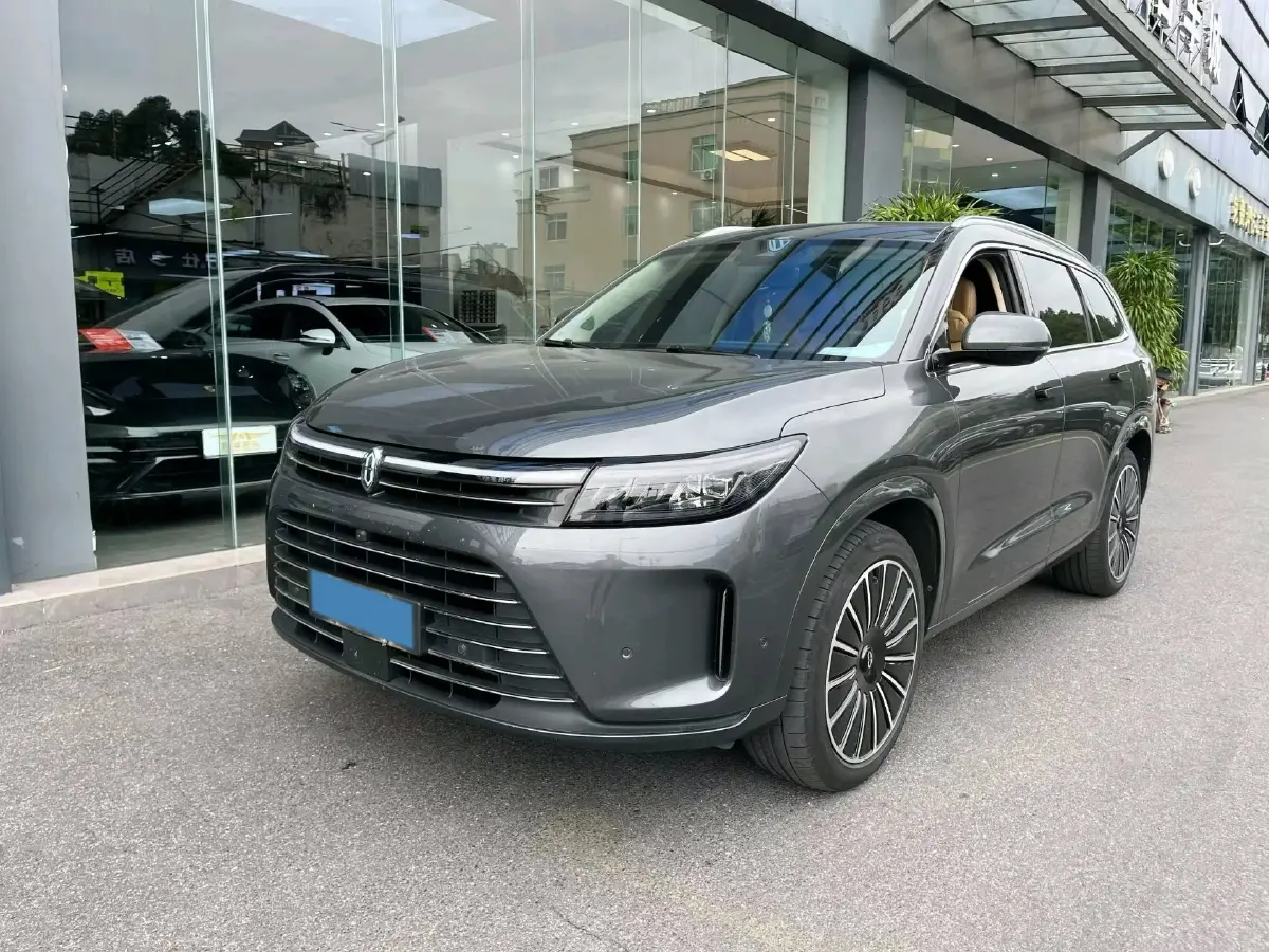 2022 AITO AITO M7 Range Extended 125HP REEV 40KWH