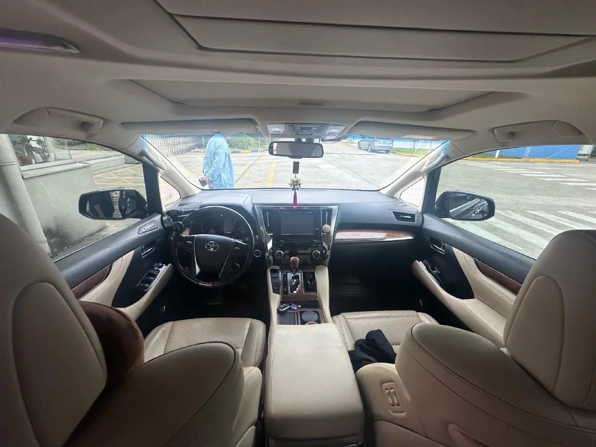 2015 Toyota Alphard 3.5L 275HP V6 6AT,autocango,china used car exporter,china ev exporter,chinese used car exporter,chinese used ev exporter