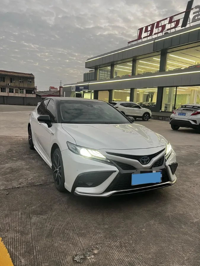 2021 Toyota Camry 2.5L 178HP L4 E-CVT Hybrid,autocango,china used car exporter,china ev exporter,chinese used car exporter,chinese used ev exporter