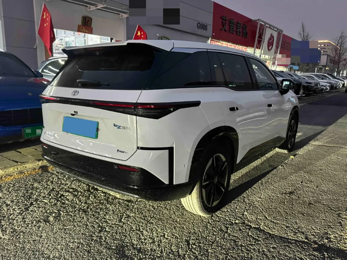 2025 Toyota BZ3X BEV 58.37KWH,autocango,china used car exporter,china ev exporter,chinese used car exporter,chinese used ev exporter