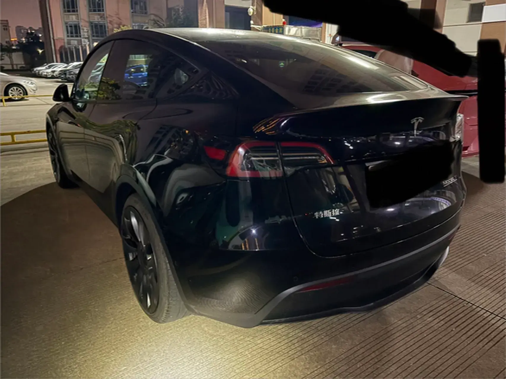 2022 TESLA MODEL thumbnail 3