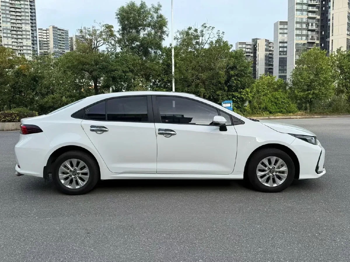 2021 Toyota Corolla 1.2T 116HP L4 CVT,autocango,china used car exporter,china ev exporter,chinese used car exporter,chinese used ev exporter