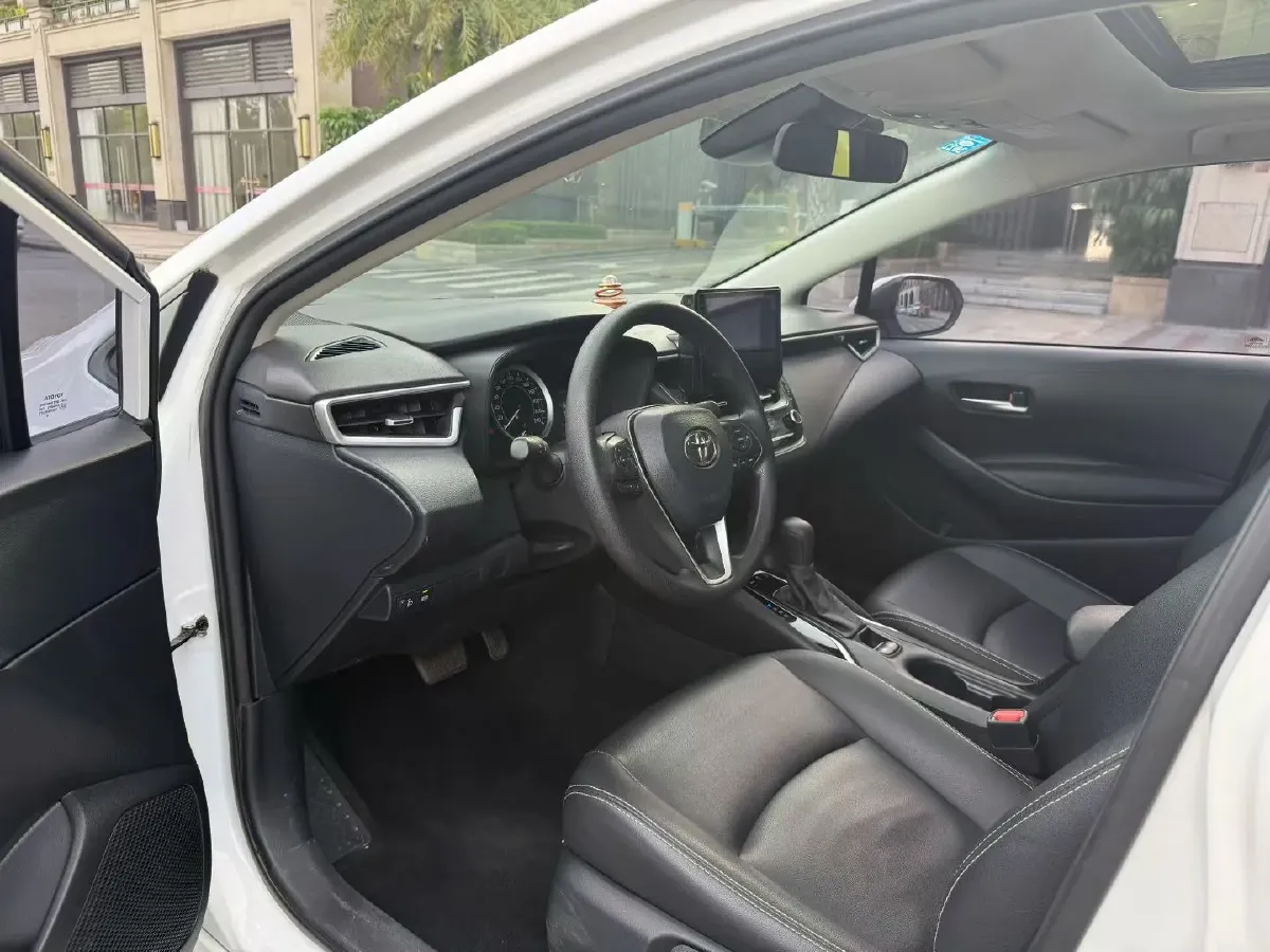 2021 Toyota Corolla 1.2T 116HP L4 CVT,autocango,china used car exporter,china ev exporter,chinese used car exporter,chinese used ev exporter