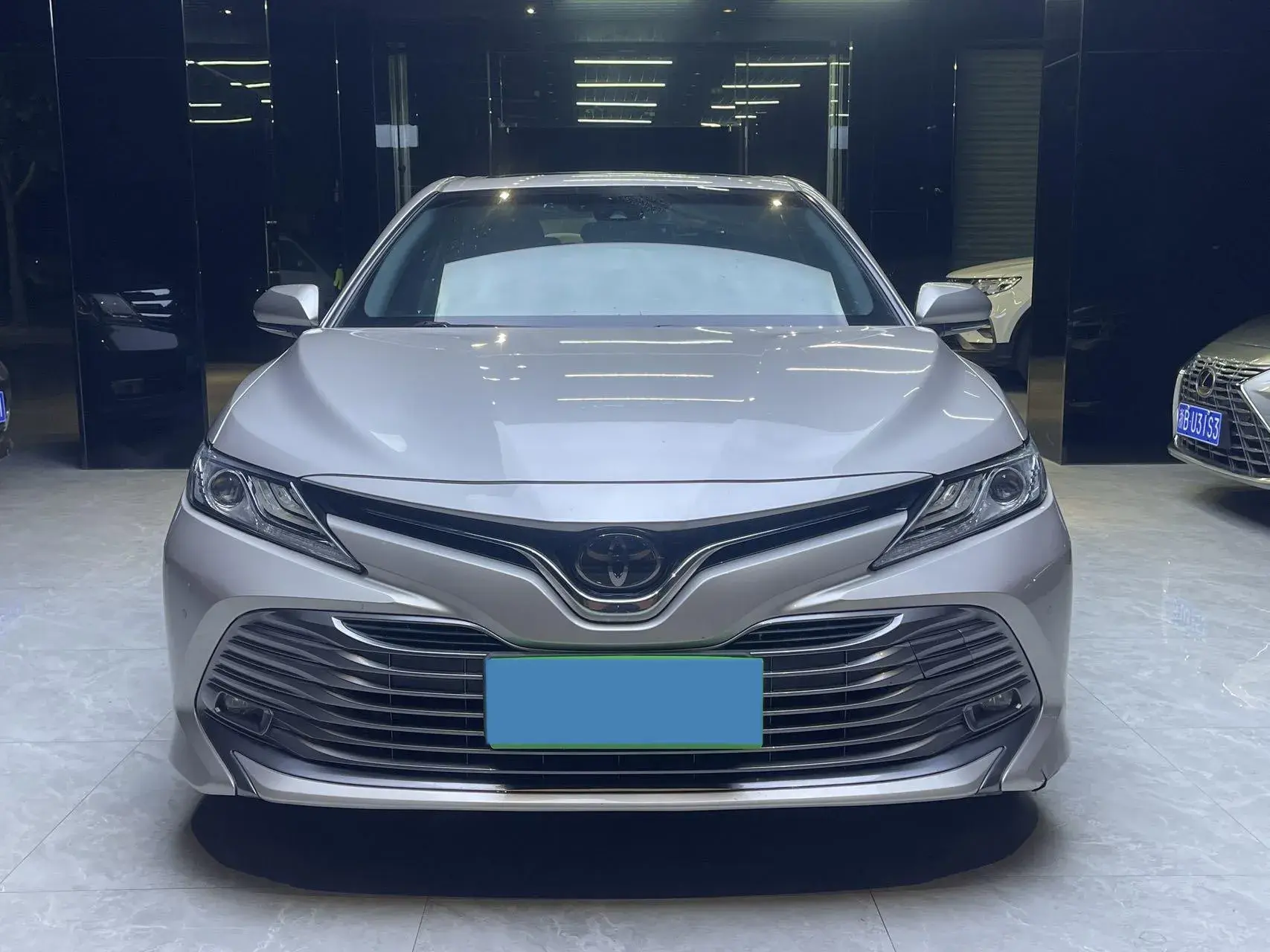 2019 TOYOTA CAMRY thumbnail 2