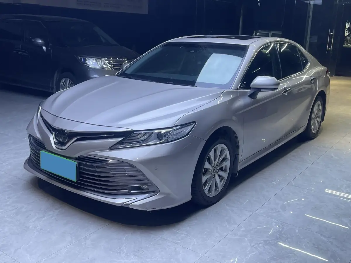 2019 Toyota Camry 2.0L 178HP L4 CVT