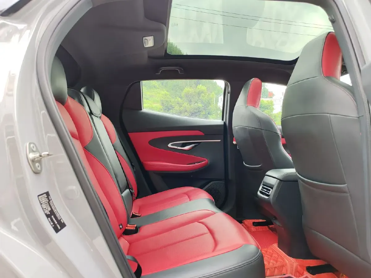 2020 ChangAn UNI-T 1.5T 180HP L4 7DCT,autocango,china used car exporter,china ev exporter,chinese used car exporter,chinese used ev exporter