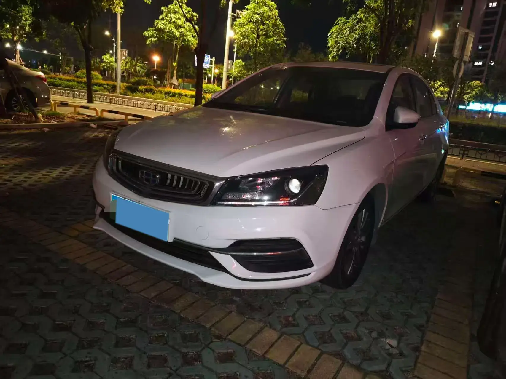 2018 GEELY EMGRAND view 1