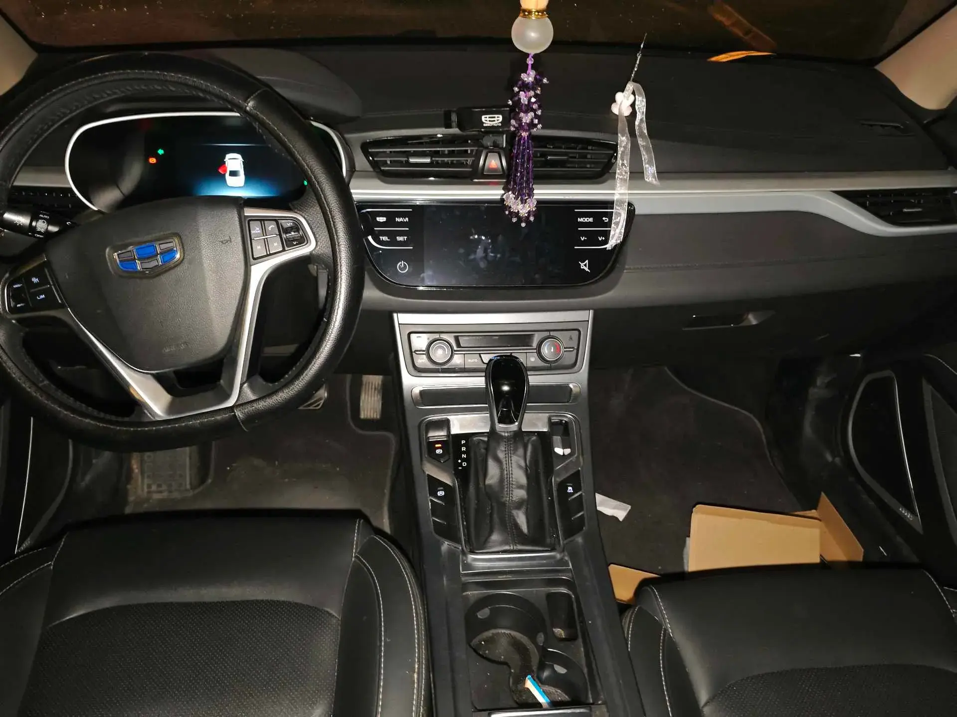 2018 GEELY EMGRAND thumbnail 3