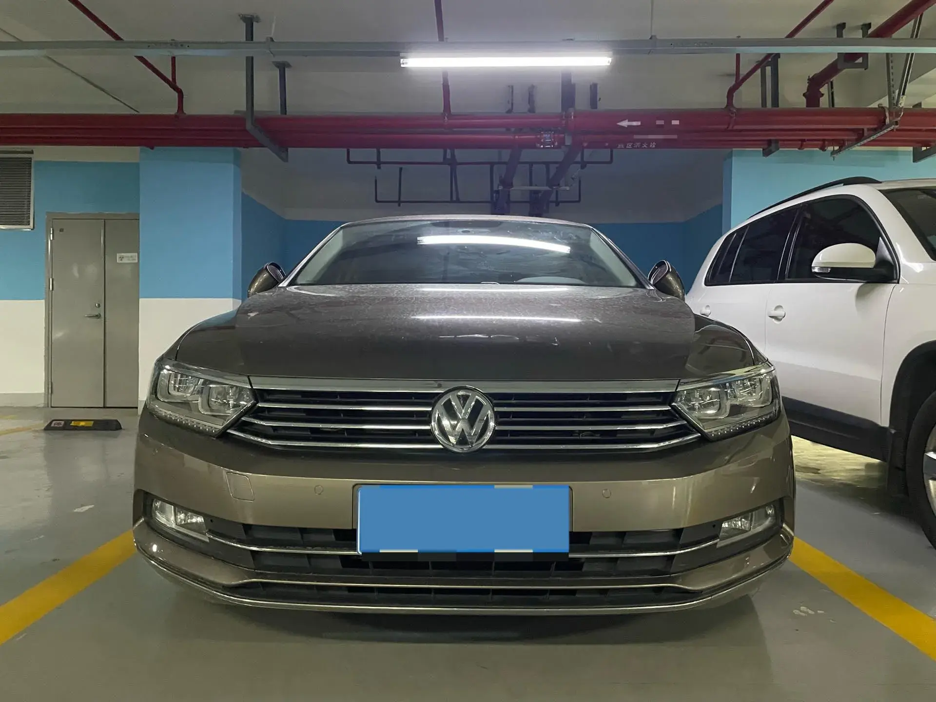 2019 VOLKSWAGEN MAGOTAN thumbnail 2