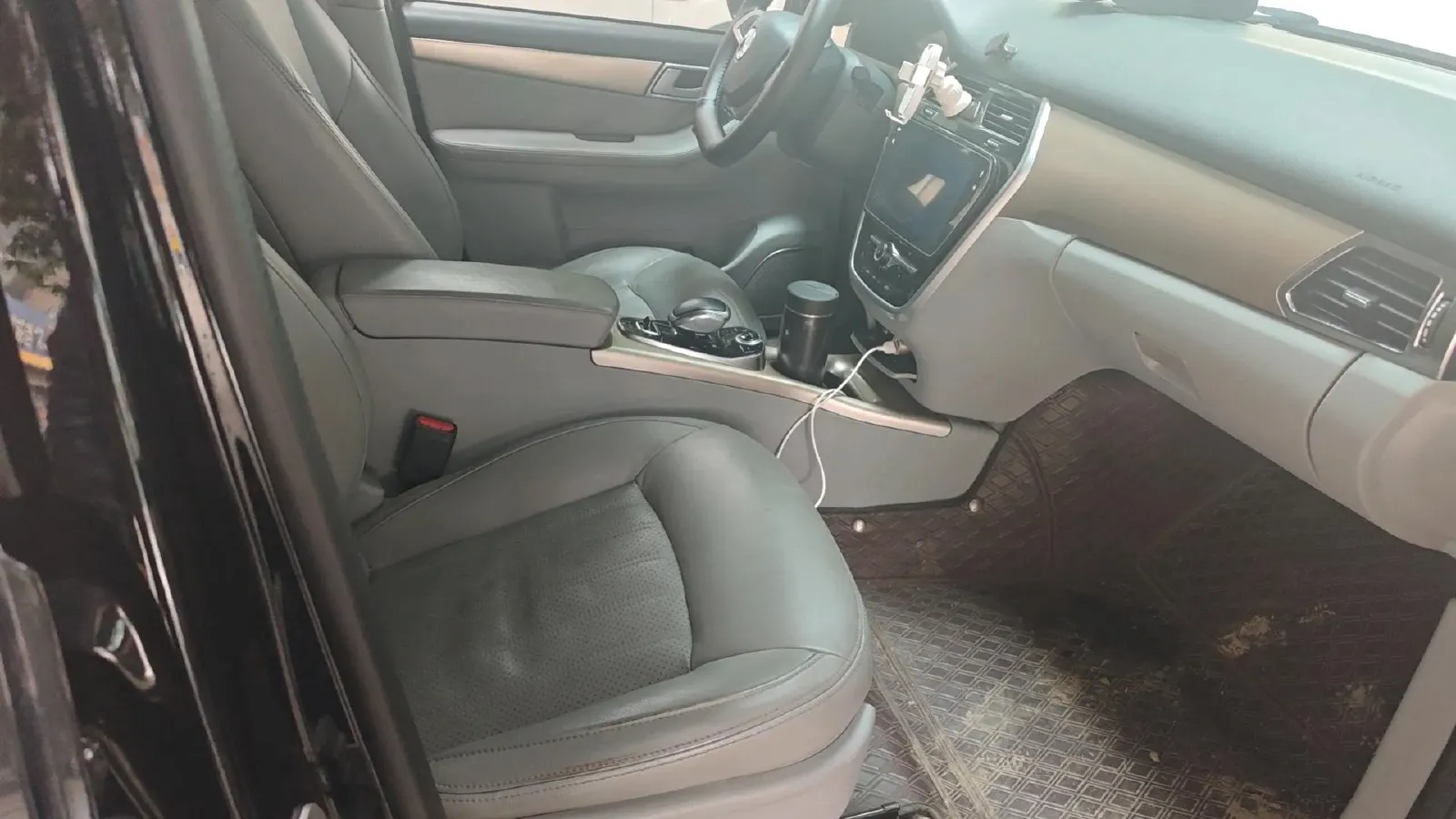 2018 Denza Denza BEV 70KWH,autocango,china used car exporter,china ev exporter,chinese used car exporter,chinese used ev exporter