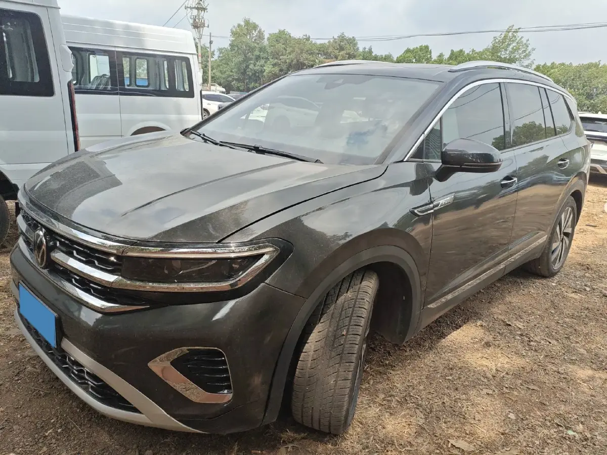 2021 Volkswagen Talagon 2.0T 220HP L4 7DCT