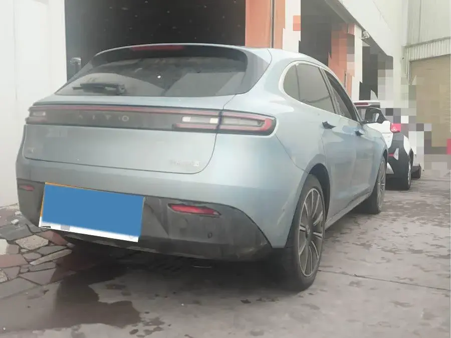 2022 AITO AITO thumbnail 2