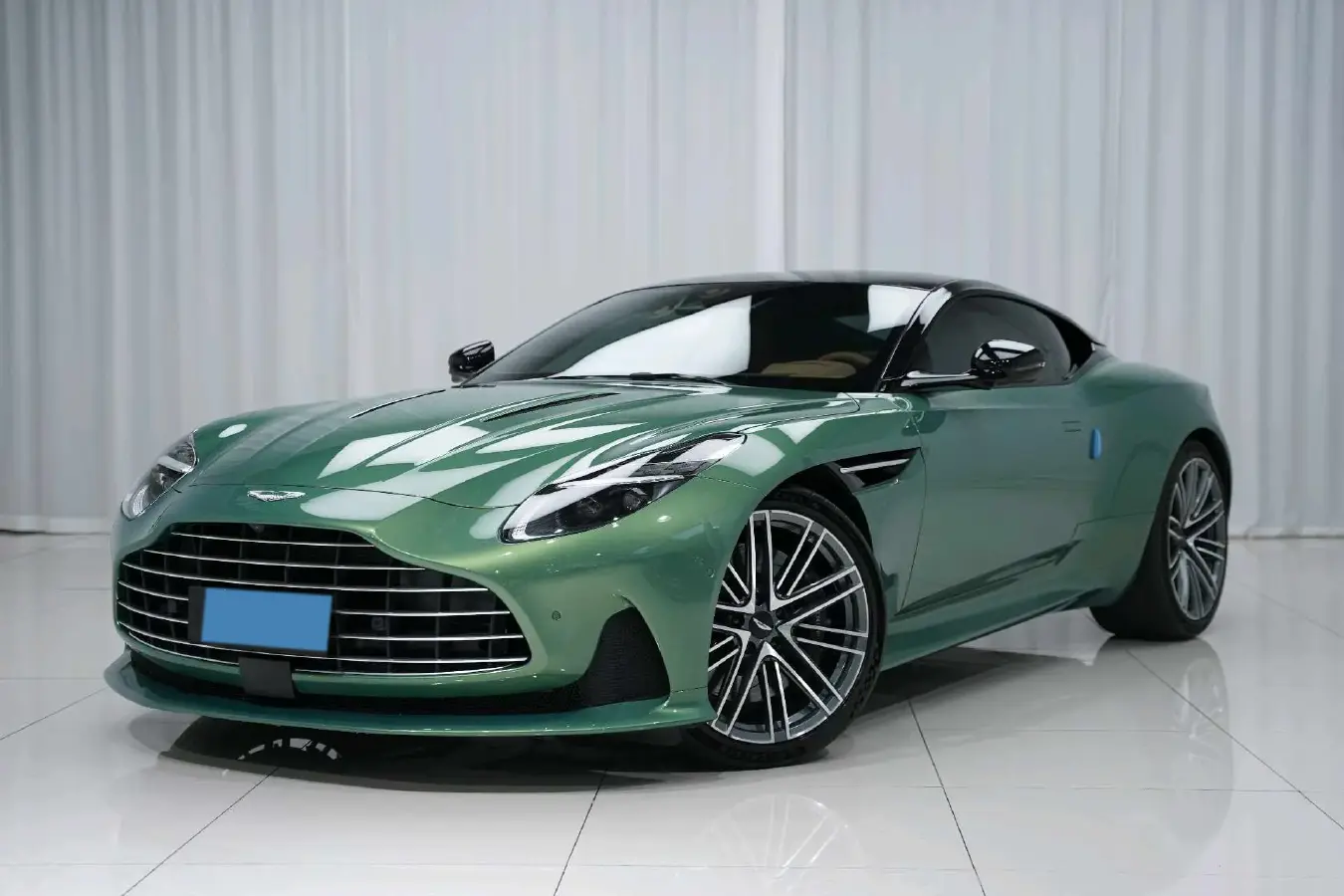 2023 Aston Martin DB12 4.0T 680HP V8 8AT