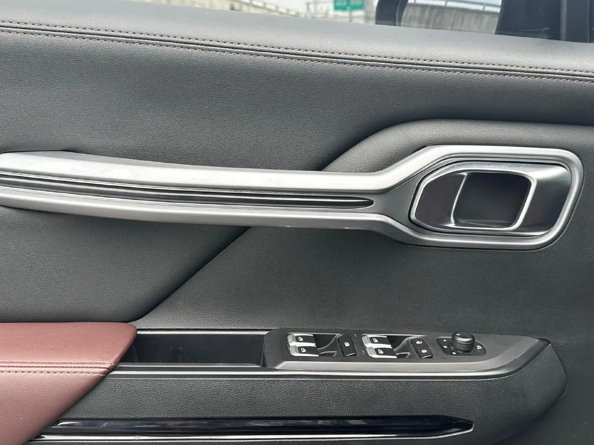 2022 Geely Okavango 1.8T 184HP L4 7DCT,autocango,china used car exporter,china ev exporter,chinese used car exporter,chinese used ev exporter