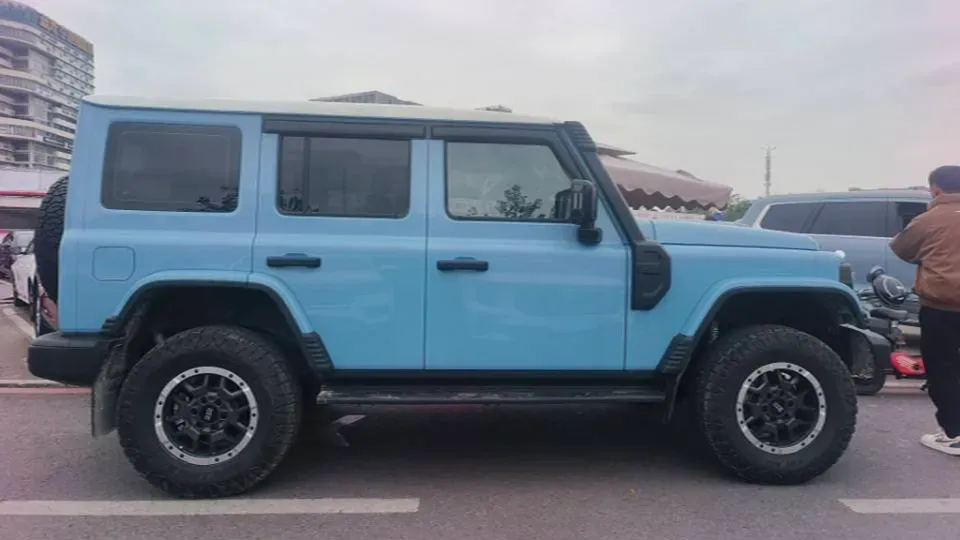 2025 212 212 T01 2.0T 252HP L4 8AT,autocango,china used car exporter,china ev exporter,chinese used car exporter,chinese used ev exporter