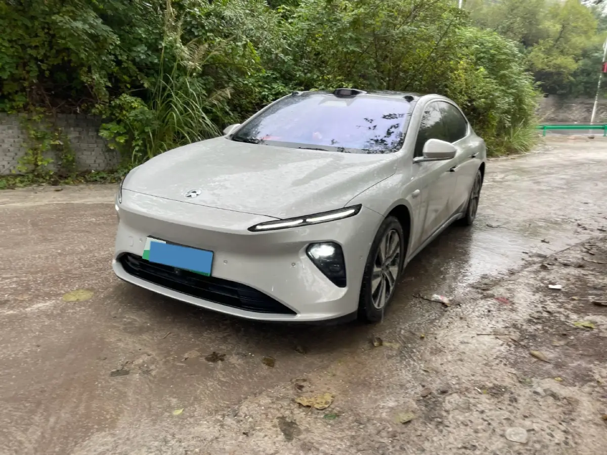 2023 NIO ET7 BEV 75KWH