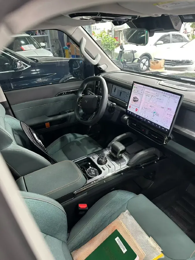 2023 Jetour Traveller 2.0T 254HP L4 7DCT,autocango,china used car exporter,china ev exporter,chinese used car exporter,chinese used ev exporter