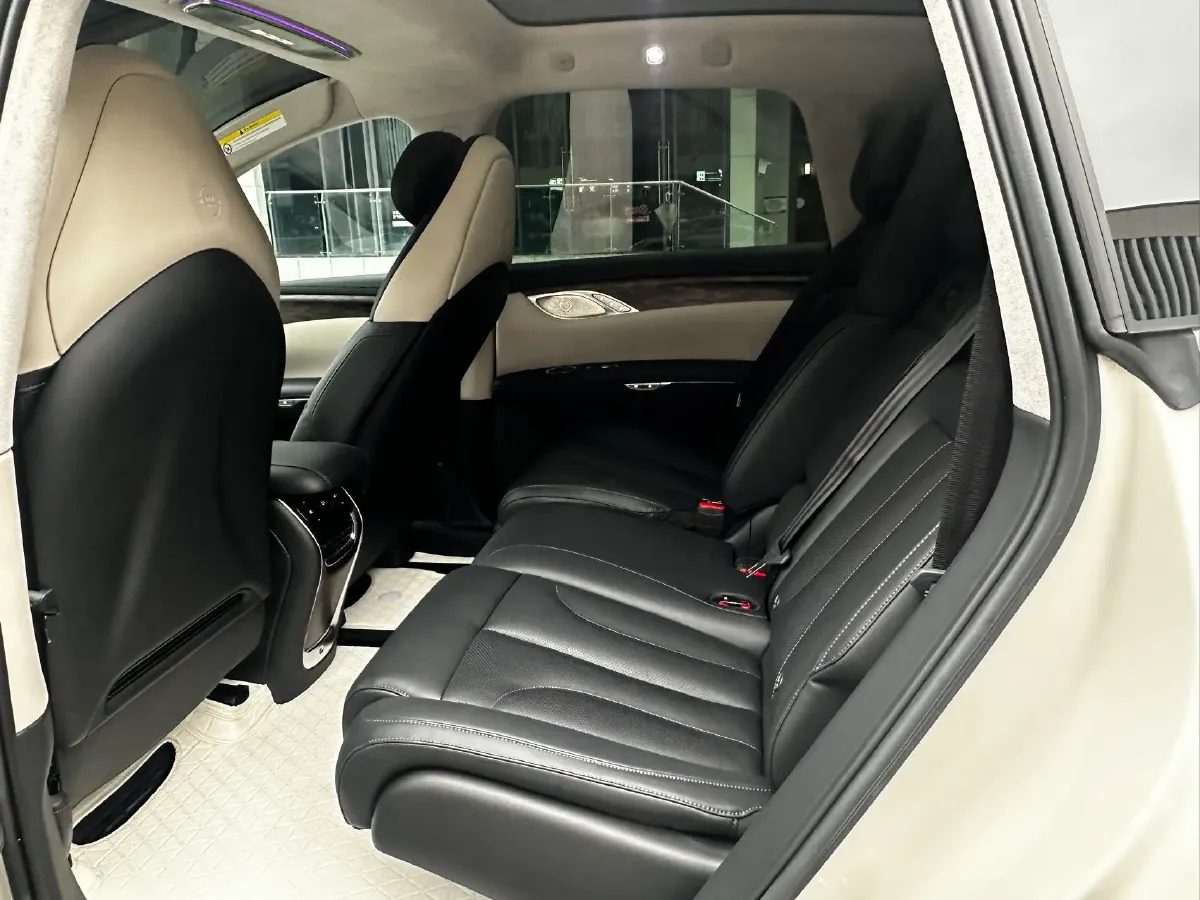 2024 IM LS7 BEV 90KWH,autocango,china used car exporter,china ev exporter,chinese used car exporter,chinese used ev exporter