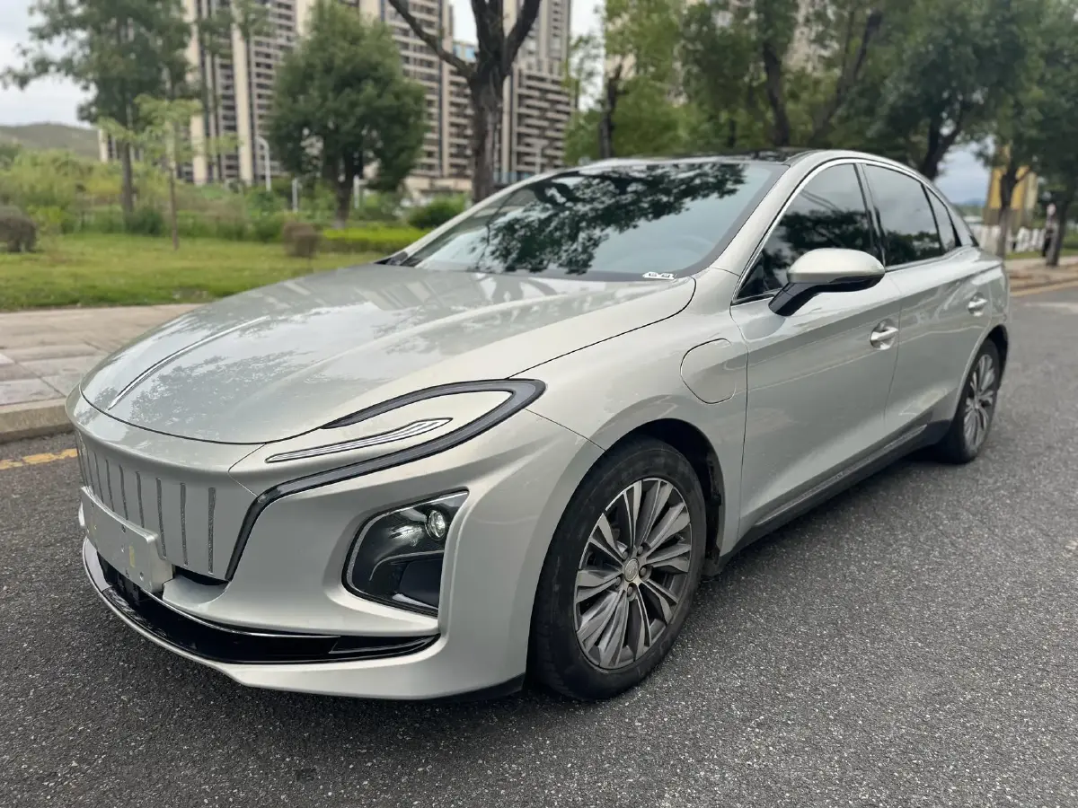 2022 HongQi E-QM5 BEV 54KWH