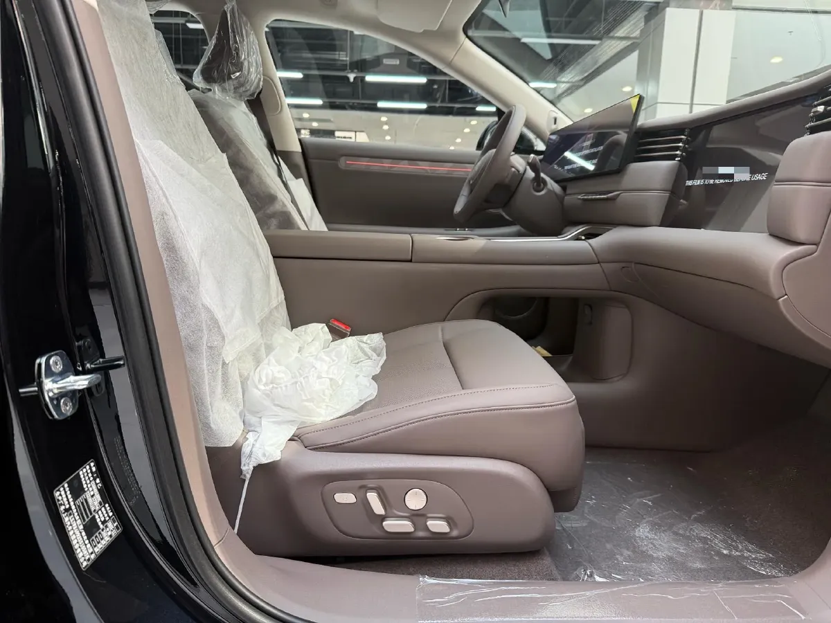 2026 IM LS6 BEV,autocango,china used car exporter,china ev exporter,chinese used car exporter,chinese used ev exporter