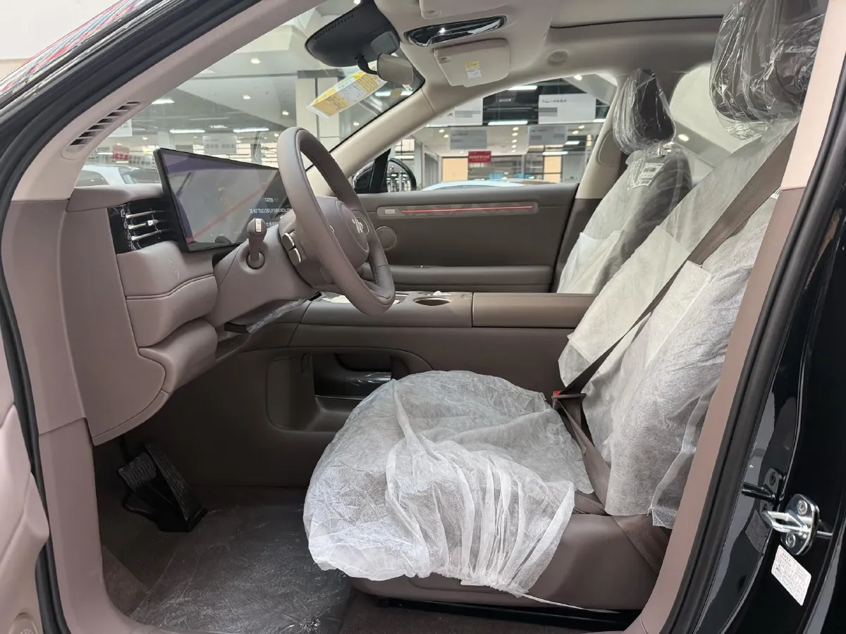 2026 IM LS6 BEV,autocango,china used car exporter,china ev exporter,chinese used car exporter,chinese used ev exporter