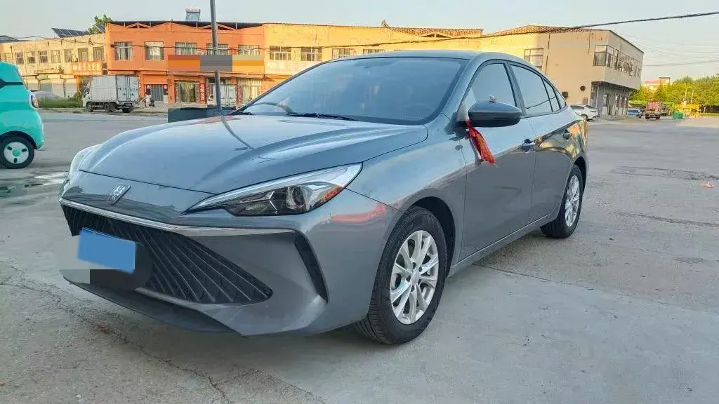 2023 Roewe i5 1.5L 129HP L4 5MT