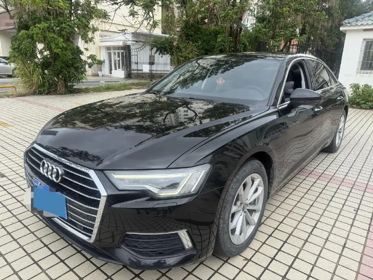 2020 Audi A6L 2.0T 190HP L4 7DCT