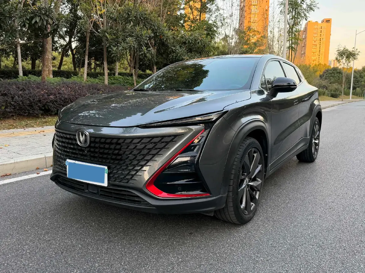 2021 ChangAn UNI-T 1.5T 180HP L4 7DCT