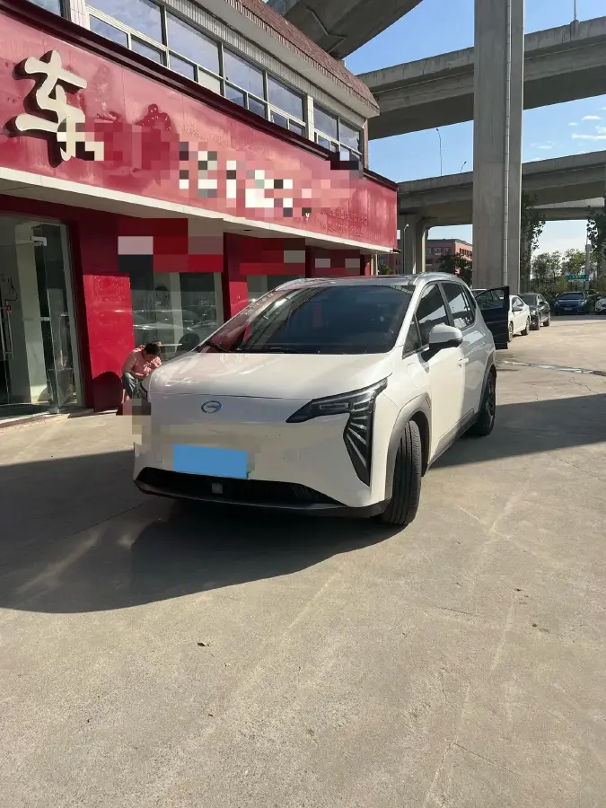 2023 Aion Y BEV 61.7KWH