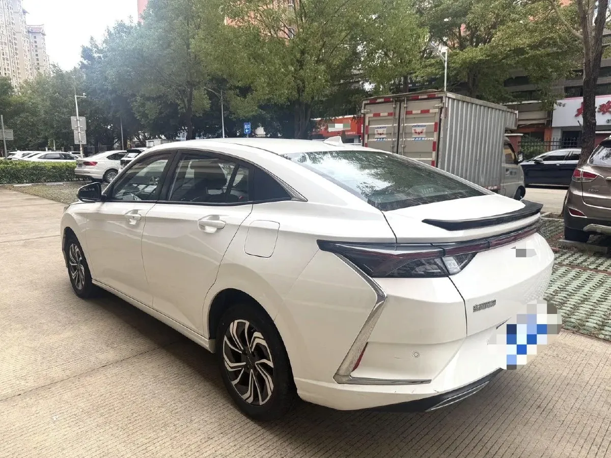 2021 DongFeng Aeolus YiXuan 1.5T 150HP L4 6DCT,autocango,china used car exporter,china ev exporter,chinese used car exporter,chinese used ev exporter