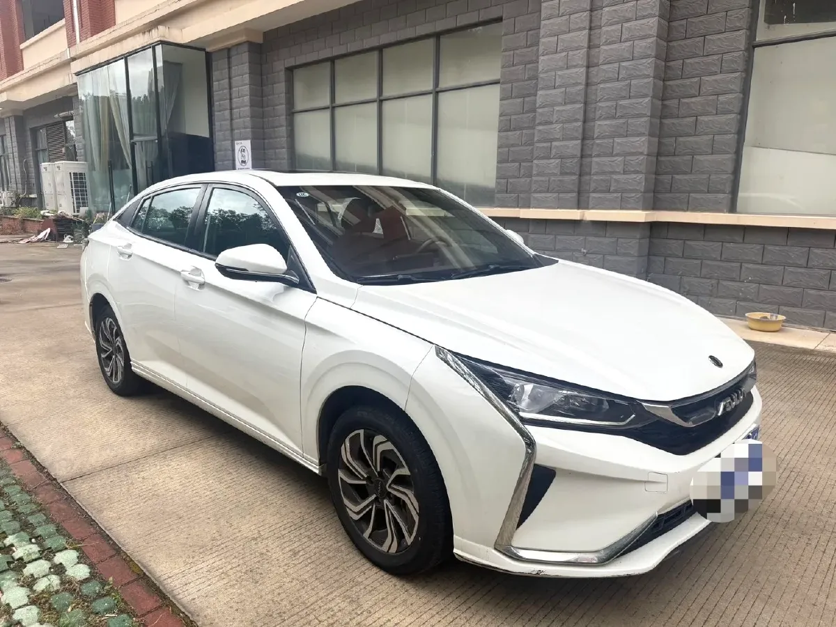 2021 DongFeng Aeolus YiXuan 1.5T 150HP L4 6DCT,autocango,china used car exporter,china ev exporter,chinese used car exporter,chinese used ev exporter