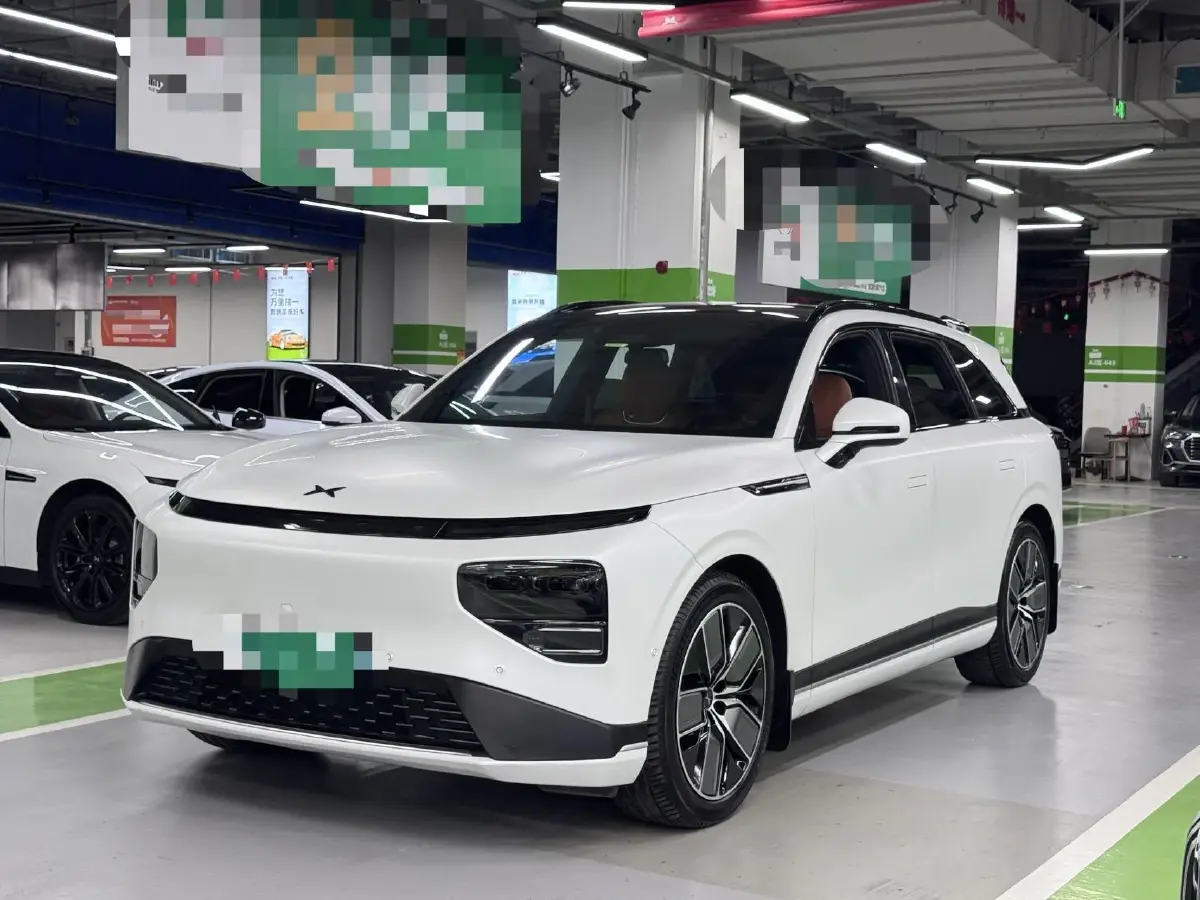 2022 Xpeng G9 BEV 98KWH