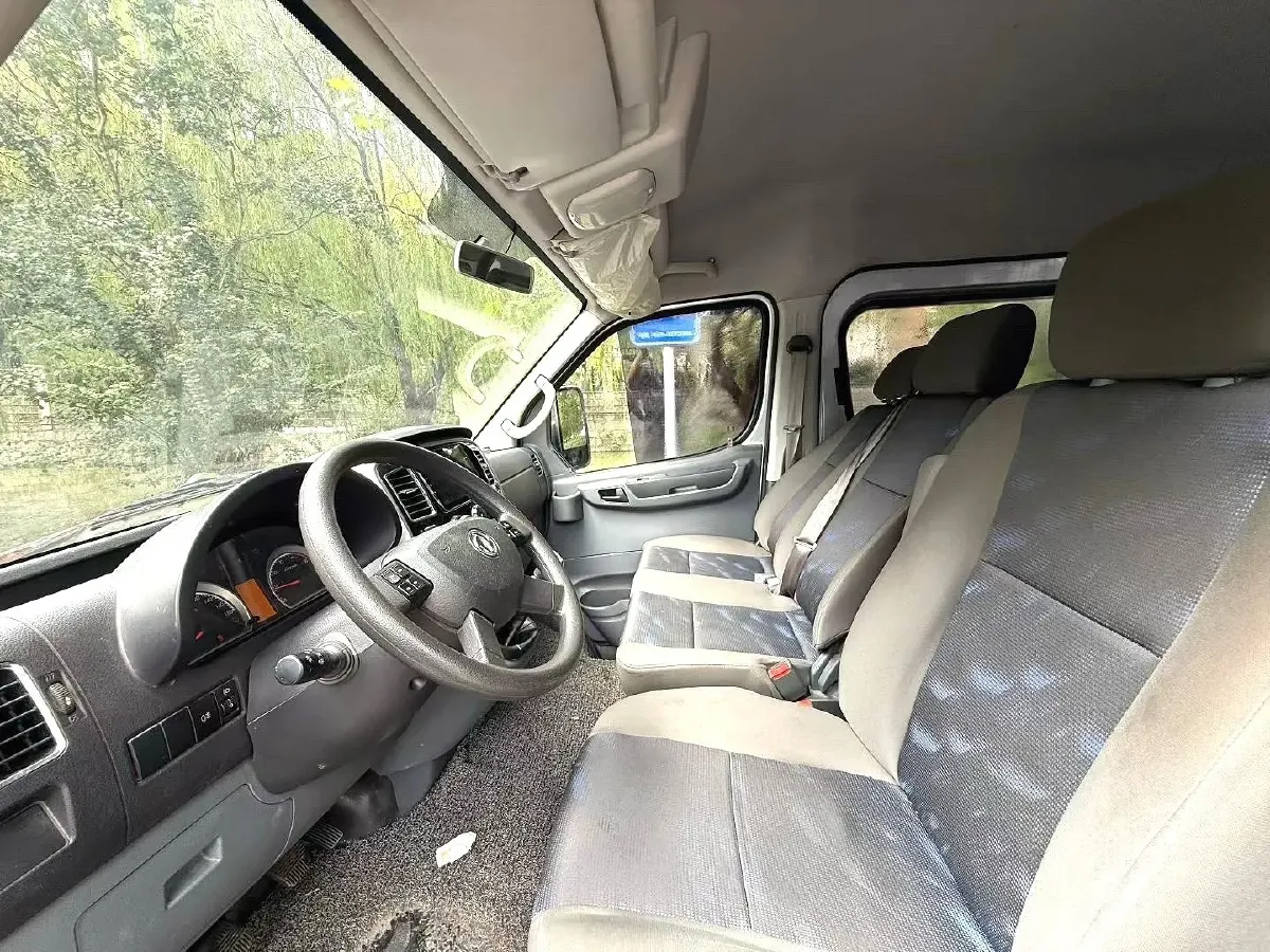 2021 DongFeng DFAC YuFeng 2.3T 110HP L4 6MT,autocango,china used car exporter,china ev exporter,chinese used car exporter,chinese used ev exporter