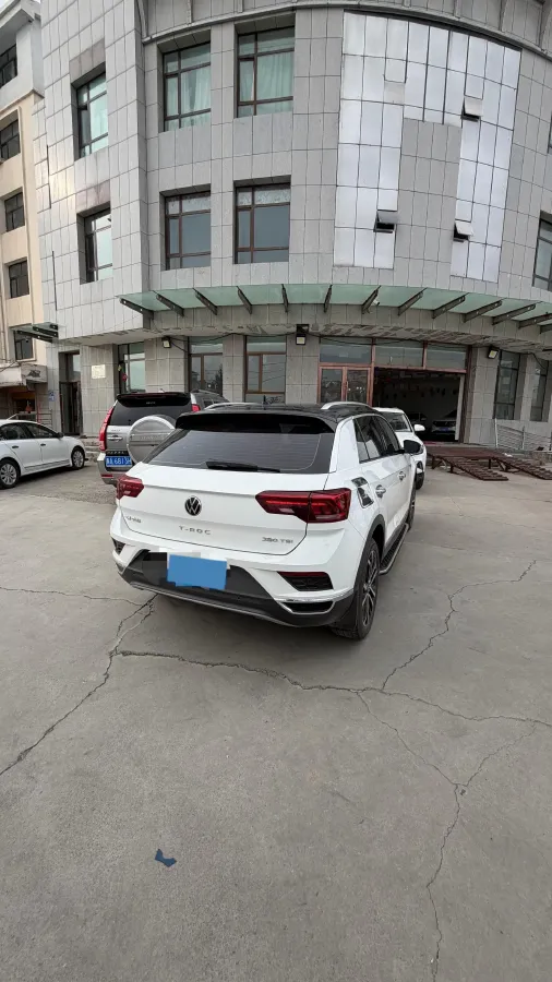 2021 Volkswagen T-Roc 1.4T 150HP L4 7DCT,autocango,china used car exporter,china ev exporter,chinese used car exporter,chinese used ev exporter