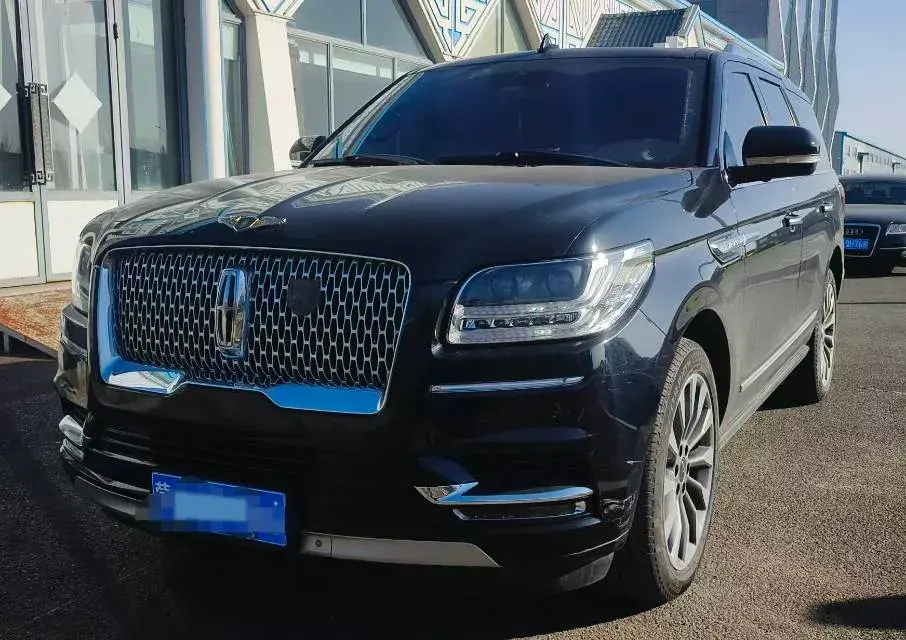 2019 Lincoln Navigator 3.5T 388HP V6 10AT