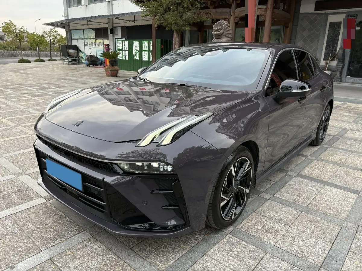 2025 LYNK&CO 03 1.5T 181HP L4 7DCT
