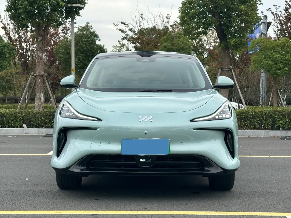 2023 IM LS6 BEV 100KWH,autocango,china used car exporter,china ev exporter,chinese used car exporter,chinese used ev exporter