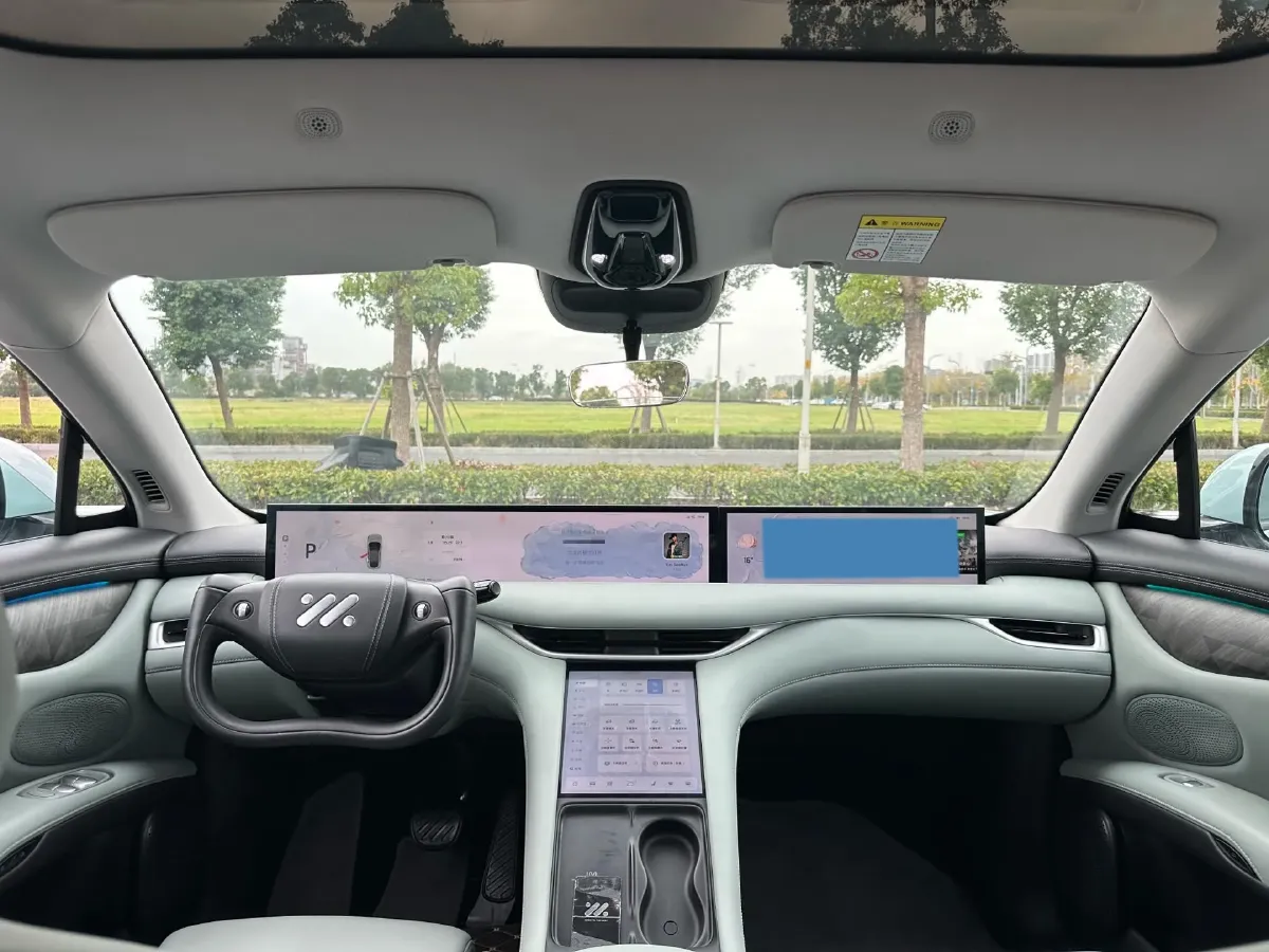 2023 IM LS6 BEV 100KWH,autocango,china used car exporter,china ev exporter,chinese used car exporter,chinese used ev exporter