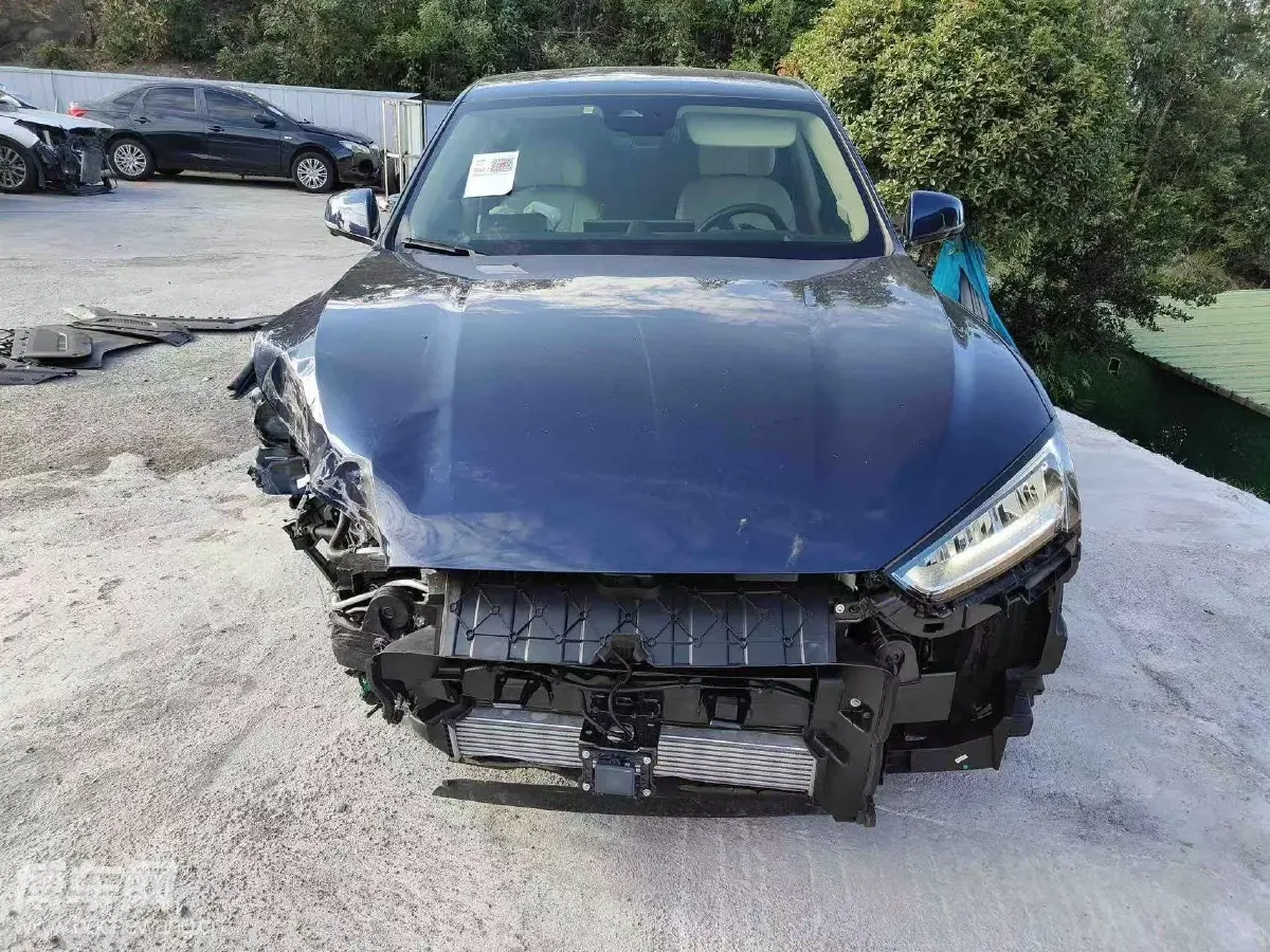 2022 AITO AITO M5 Range Extended 125HP REEV 40KWH,autocango,china used car exporter,china ev exporter,chinese used car exporter,chinese used ev exporter