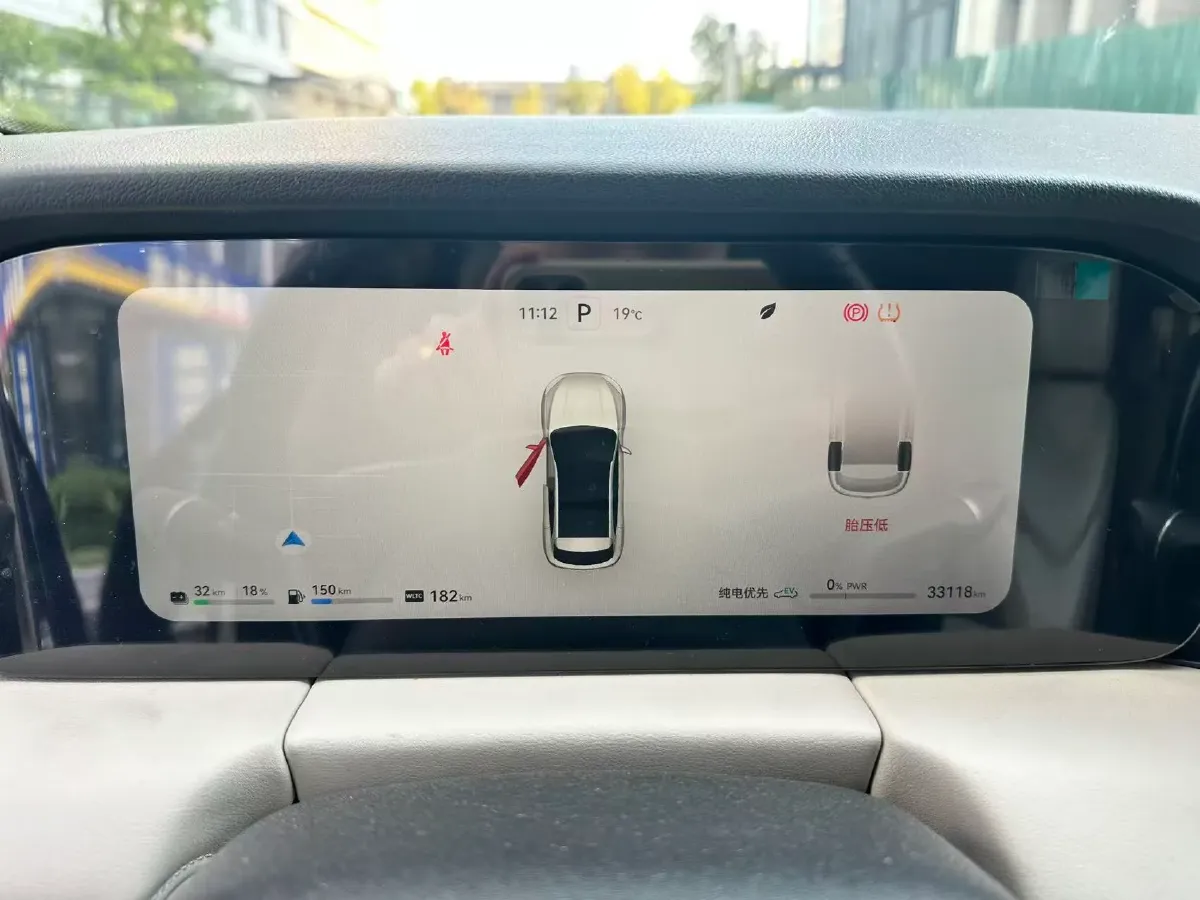 2022 AITO AITO M5 Range Extended 125HP REEV 40KWH,autocango,china used car exporter,china ev exporter,chinese used car exporter,chinese used ev exporter