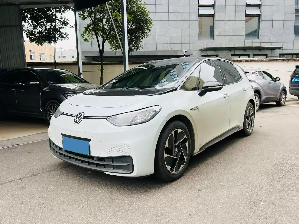 2016 Volkswagen Polo 1.4L 90HP L4 5MT